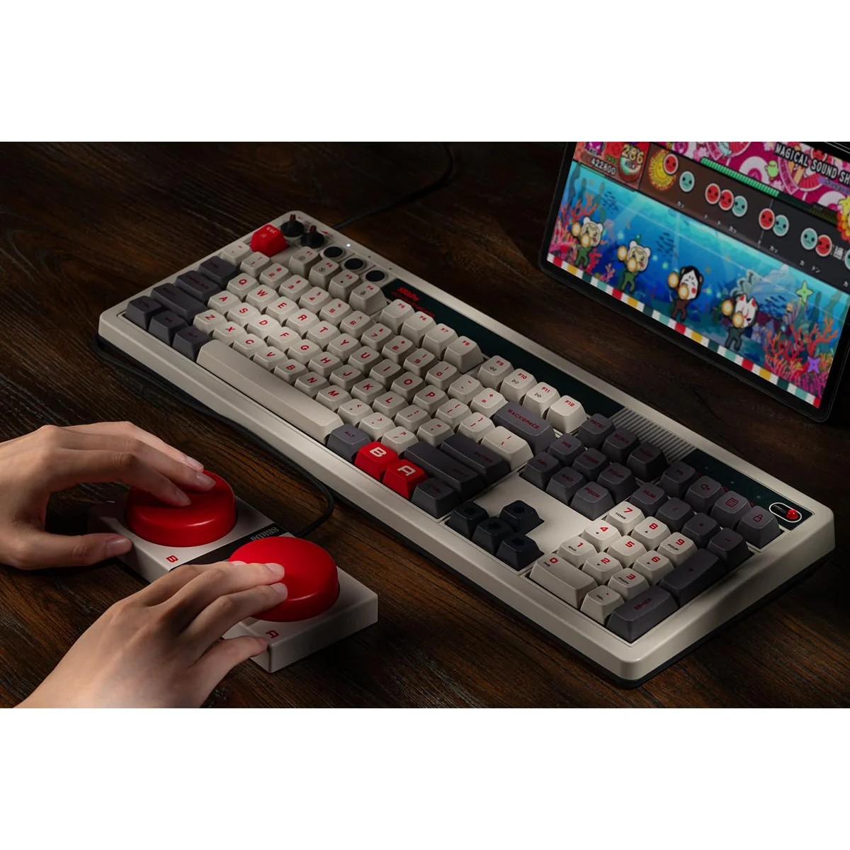 8Bitdo Retro 108 Mechanical Keyboard (Fami Edition, N Edition) (85HC) - Image 17