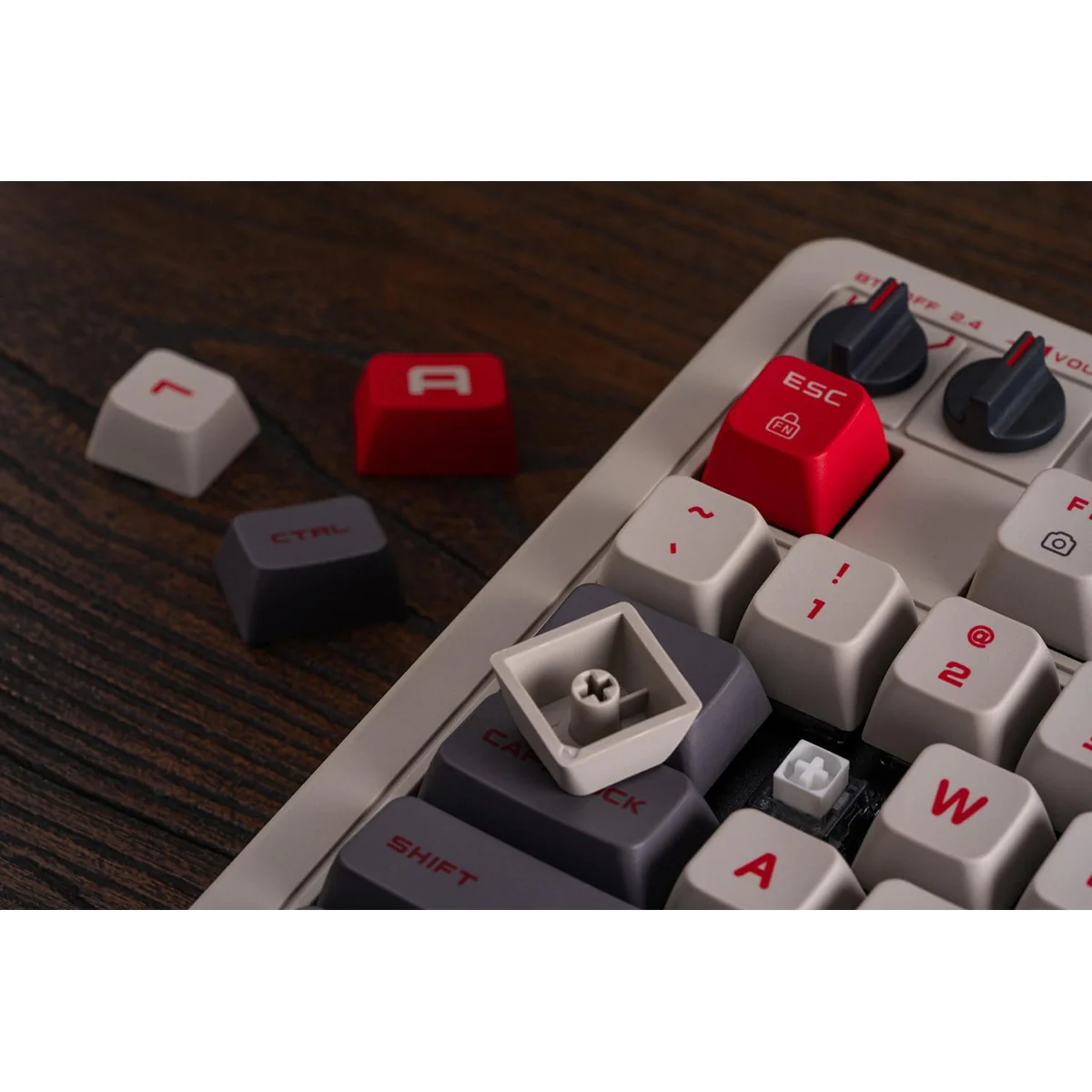 8Bitdo Retro 108 Mechanical Keyboard (Fami Edition, N Edition) (85HC) - Image 19