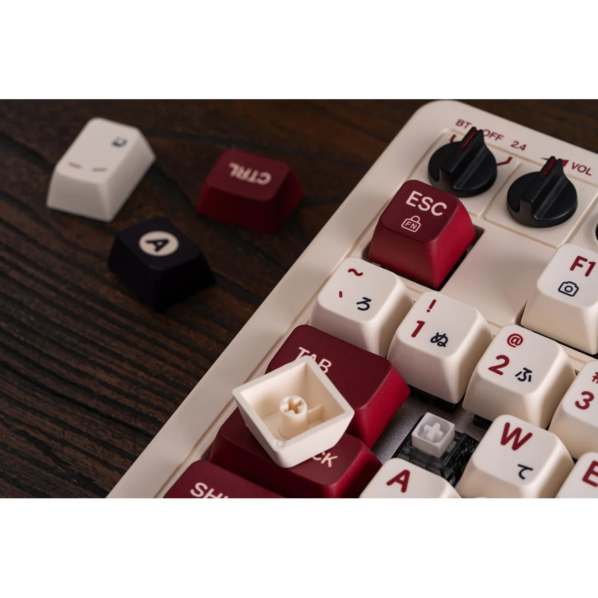 8Bitdo Retro 108 Mechanical Keyboard (Fami Edition, N Edition) (85HC) - Image 9