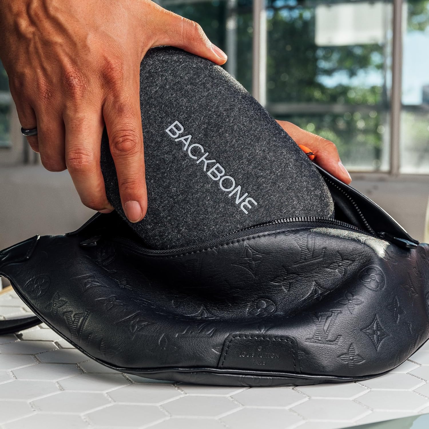 Backbone One Carrying Case (Black) - Image 4