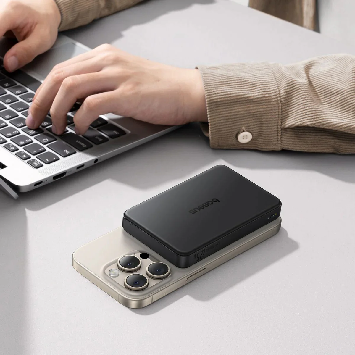 Baseus Airpow II Qi2 Magnetic Power Bank 10000mAh 22.5W (Cosmic Black) (P10080000123-00) - Image 4