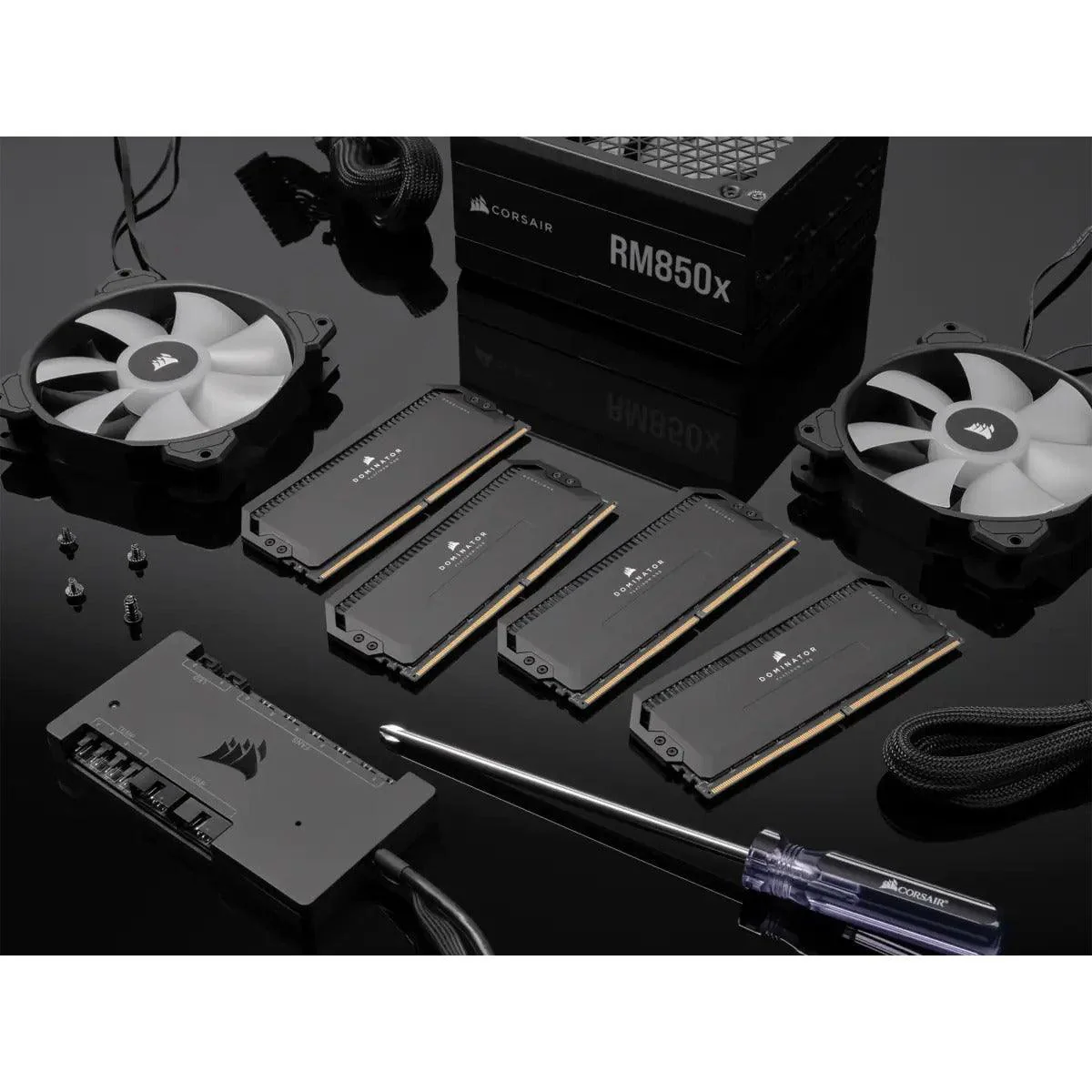 CORSAIR Dominator Platinum RGB 32GB (2x16GB) DDR5 DRAM 5600MHZ C36 Memory Kit (Black) (CMT32GX5M2B5600C36) - Image 3