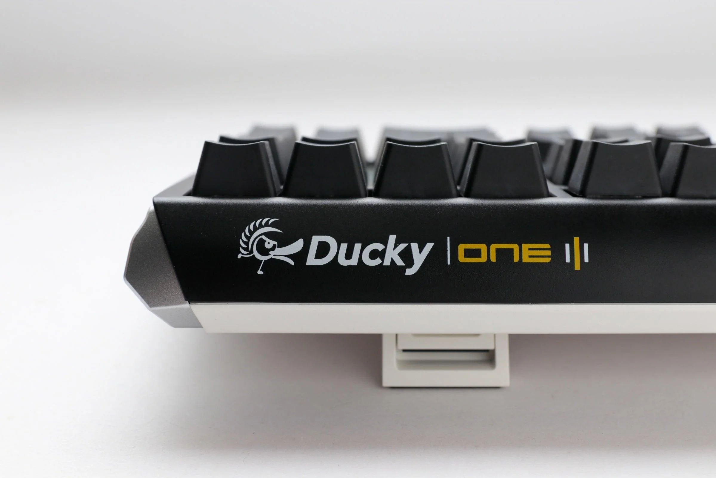 Ducky One 3 Daybreak TKL Hotswap RGB Double Shot PBT Quack Mechanical Keyboard (Cherry RGB Brown) (DKON2187ST-BUSPDDBBHHC1) - Image 4