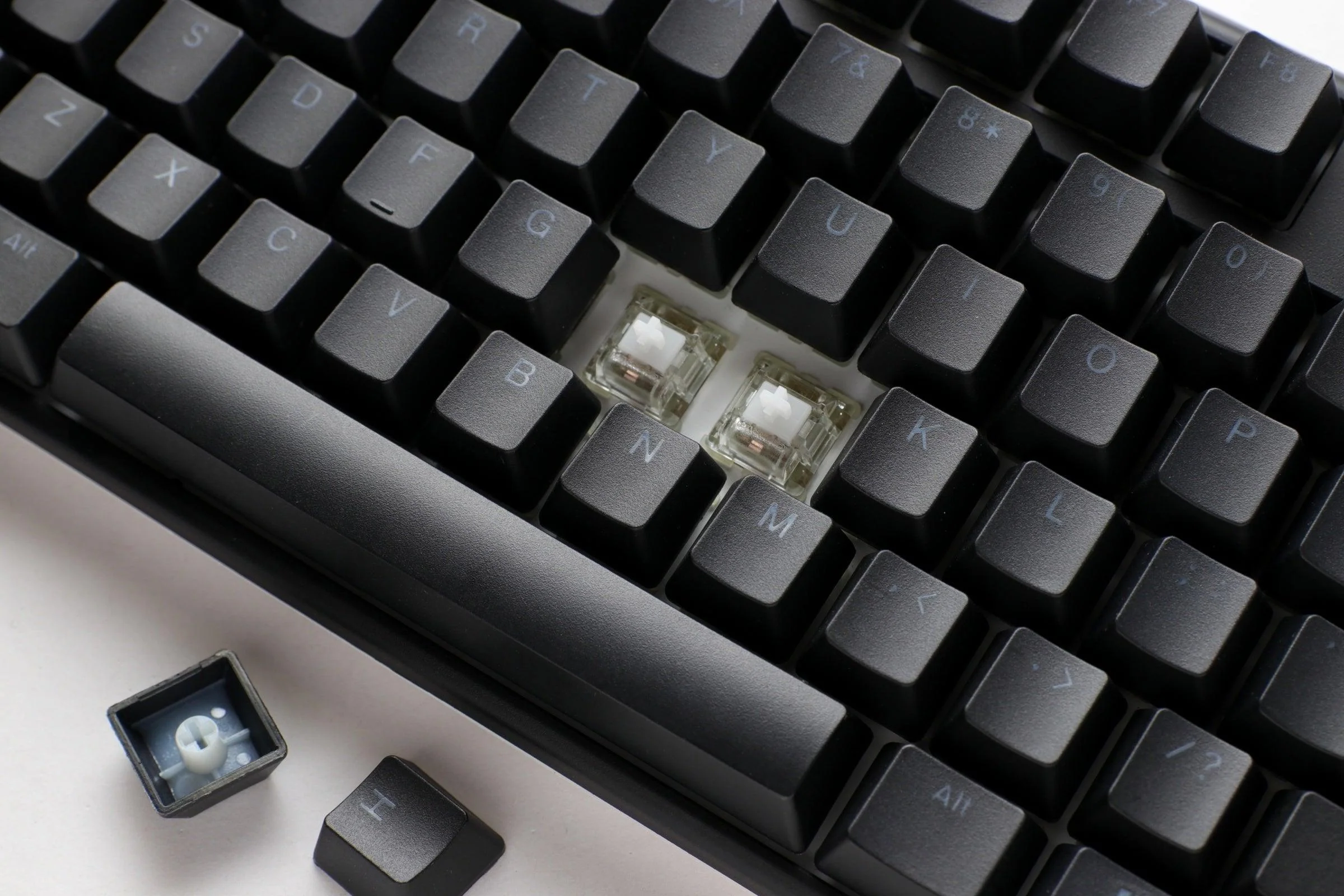 Ducky One 3 Daybreak TKL Hotswap RGB Double Shot PBT Quack Mechanical Keyboard (Cherry RGB Brown) (DKON2187ST-BUSPDDBBHHC1) - Image 5