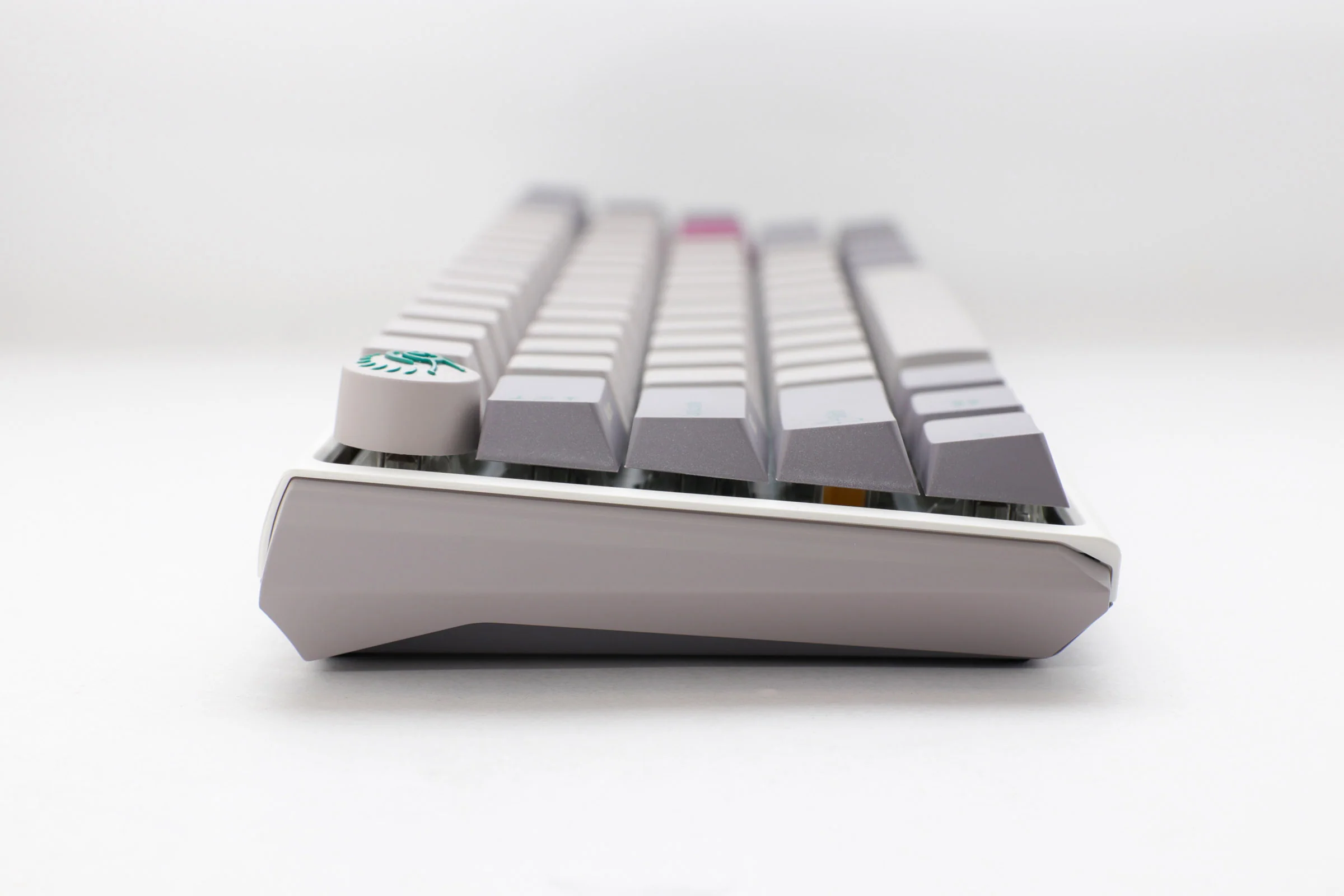Ducky One 3 SF Mist Grey Hotswap RGB Double-Shot PBT Mechanical Keyboard (Cherry RGB Red) (DKON2167ST-RUSPDMIWHHC2) - Image 4