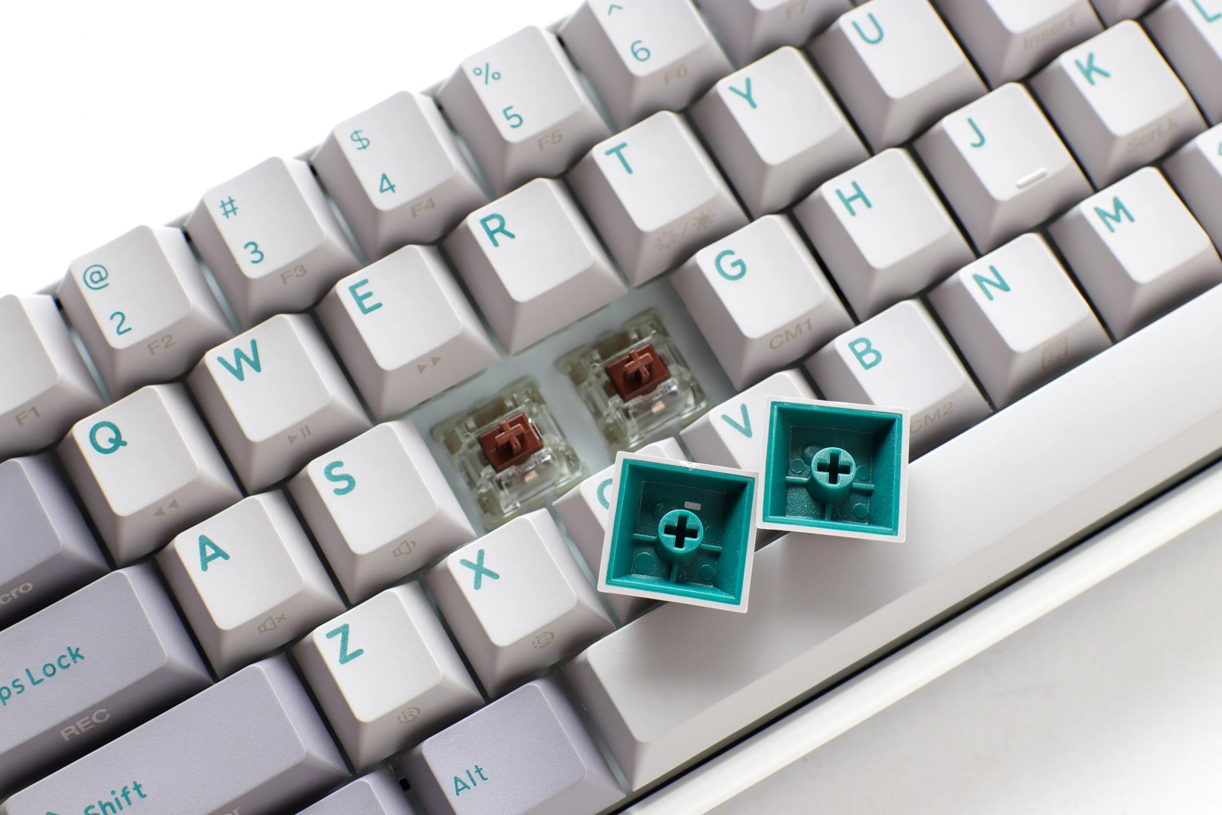 Ducky One 3 SF Mist Grey Hotswap RGB Double-Shot PBT Mechanical Keyboard (Cherry RGB Red) (DKON2167ST-RUSPDMIWHHC2) - Image 8