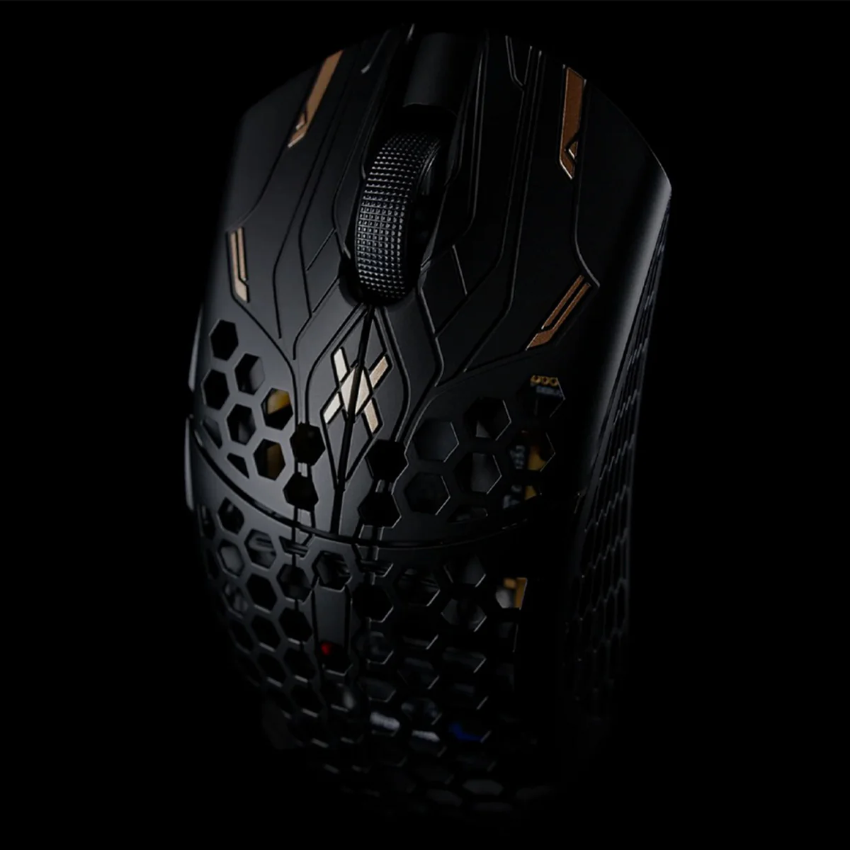 Finalmouse ULTRALIGHTX Wireless Gaming Mouse (Guardian) Cheetah (S) - Image 3