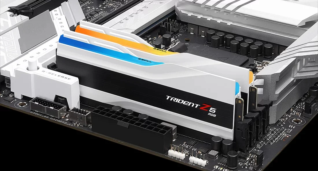 G.Skill Trident Z5 RGB 32GB (2X16GB) DDR5 Intel XMP 6000MHZ CL36-36-36-96 1.35V Desktop Memory (Matte White) (F5-6000J3636F16GX2-TZ5RW) - Image 4