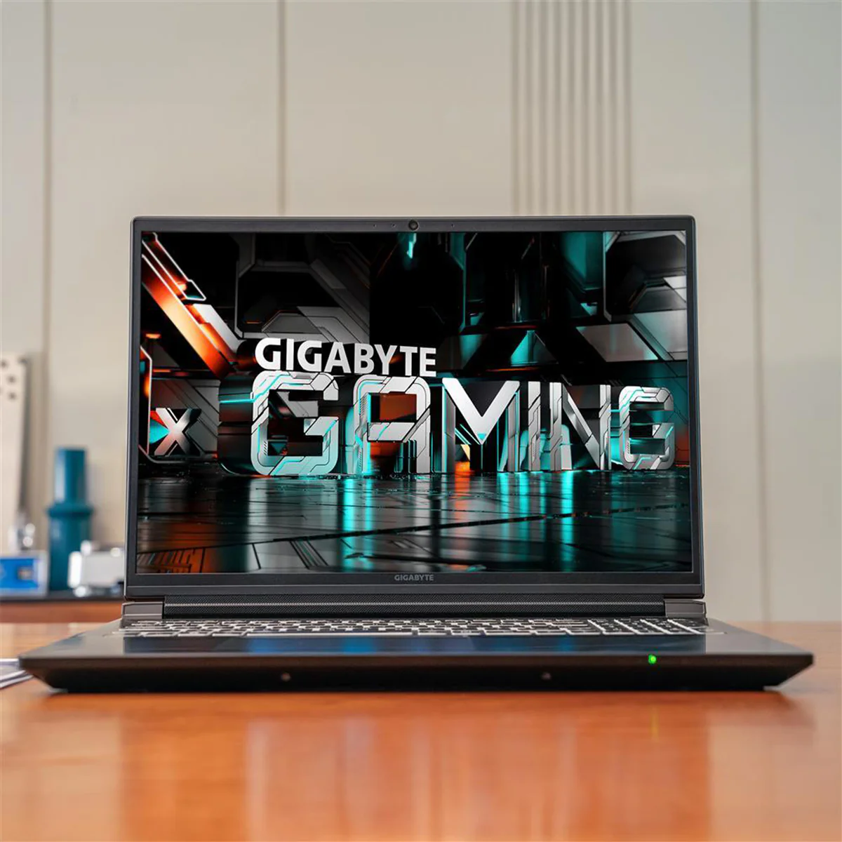 Gigabyte G6X 9MG-42PH854SH Gaming Laptop | 16" FHD+ (1920X1200) 165Hz | i7-13650HX | 16GB RAM | 1TB SSD | RTX 4050 | Windows 11 Home + Gaming Backpack - Image 3