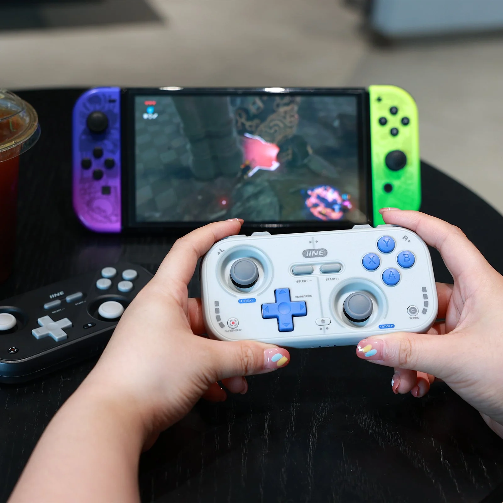 IINE Palm-Sized Retro Chronos Controller (Vintage Grey, Classic Black) (L1031, L1032) - Image 11