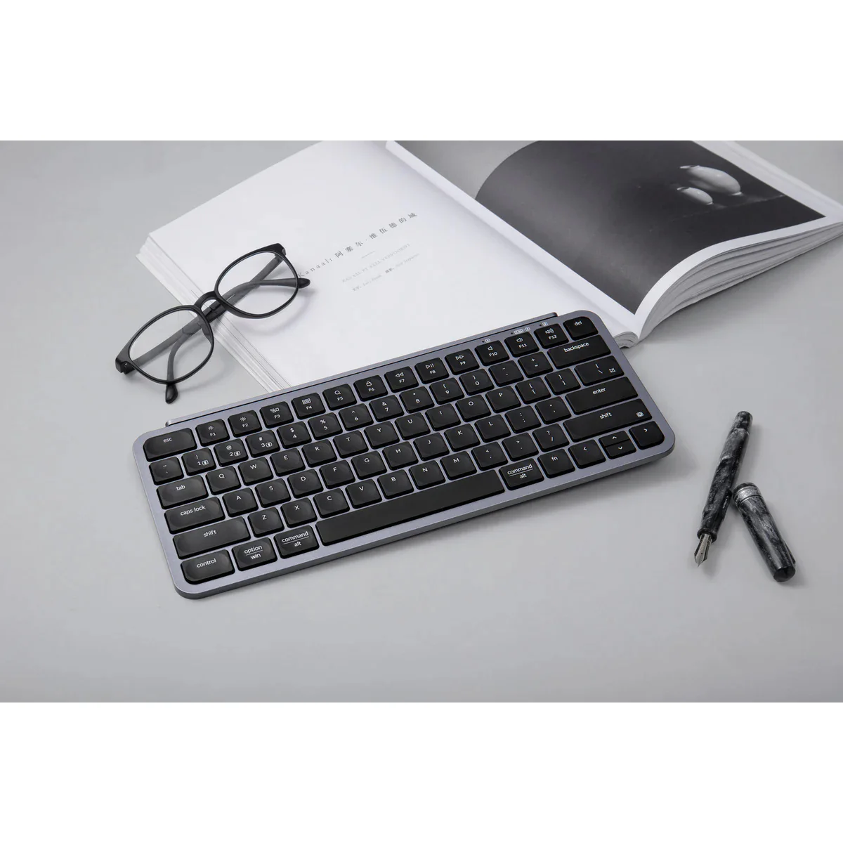 Keychron B1 Pro 75% Ultra-Slim Wireless Keyboard (Space Gray) (B1P-K1) - Image 3