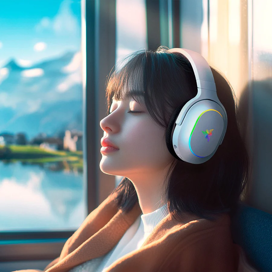 Razer Barracuda X Chroma Wireless Multi-Platform Gaming & Mobile Headset (Black, White, Phantom Green, Phantom White) - Image 19