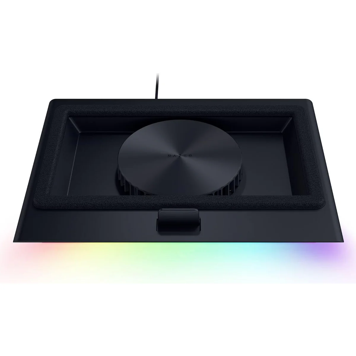 Razer Laptop Cooling Pad - Smart Cooling Stand for 14-18" Laptops  - Image 2
