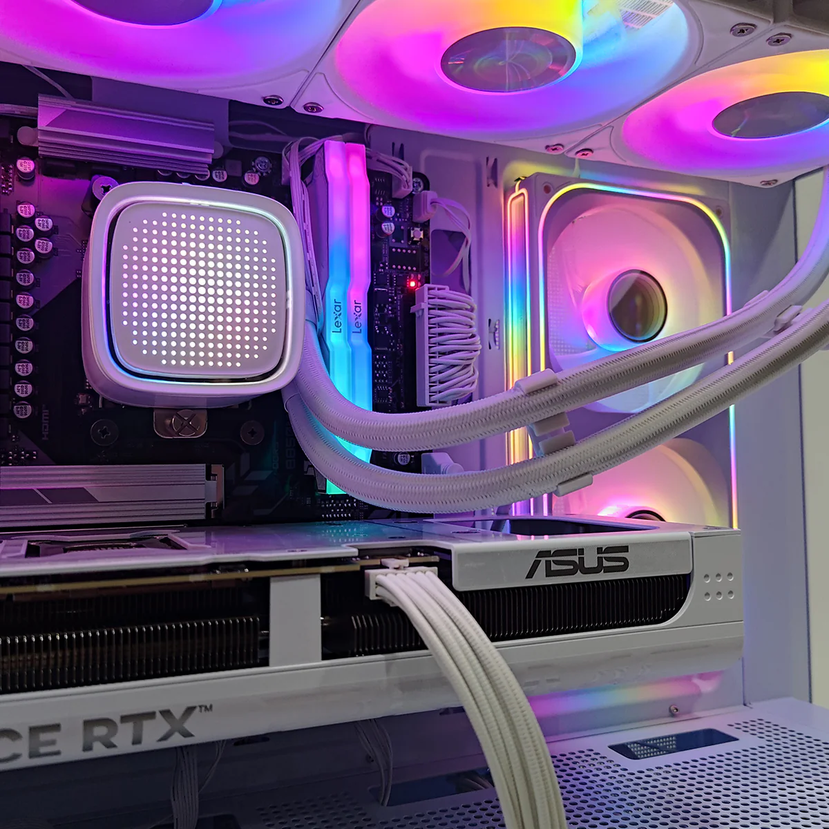 Sophos Astral White Desktop Gaming PC | AMD Ryzen 7 7700X | 32GB (2x16GB) RAM | 1TB SSD | RTX 5070 OC | Windows 11 Pro - Image 4