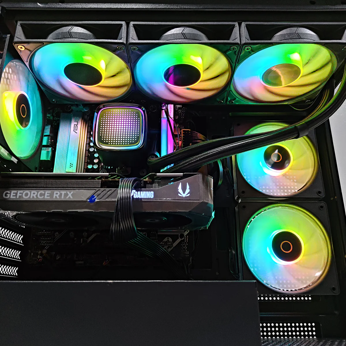 Sophos Gamma C52 Black Desktop Gaming PC | AMD Ryzen 7 9700X | 32GB (2x16GB) RAM | 1TB SSD | RTX 5070 | Windows 11 Pro - Image 5