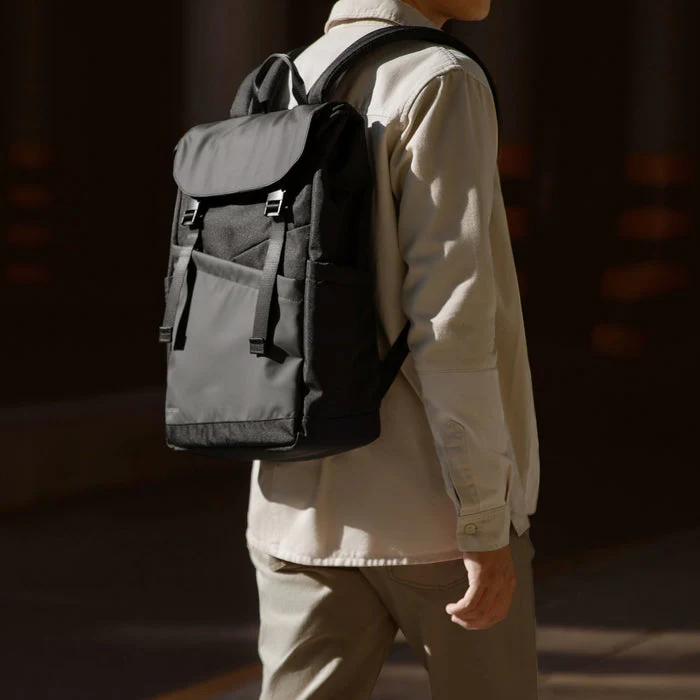 Tomtoc Slash-T64 Flip Laptop Backpack 18L - Image 10