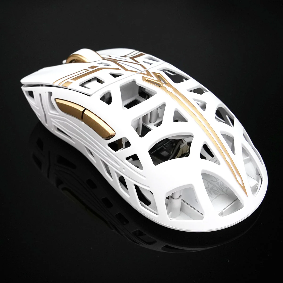 WLMouse Sword X Magnesium Gaming Mouse (White, Purple, Pink, Silver, Black, Red, Amethyst, Ruby, Emerald, Sapphire, Onyx, Topaz) - Image 4